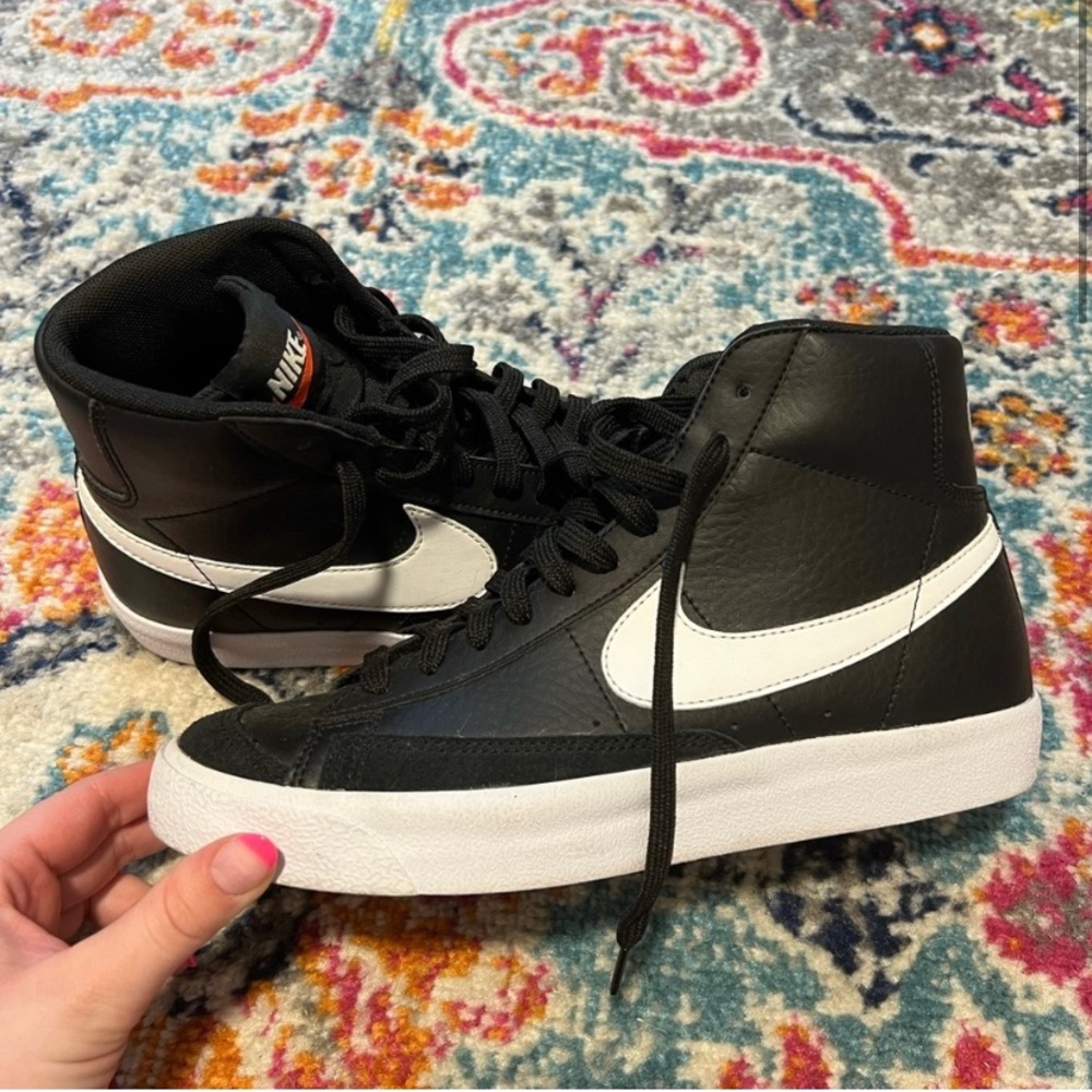 Nike blazer black high top